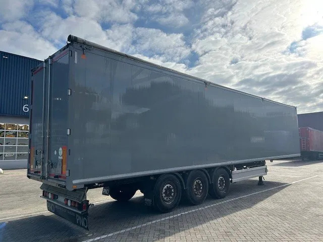 Kraker CF-200ZL 92 m³ Boden 10 mm SAF